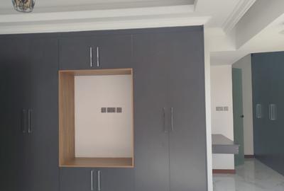3 Bed Apartment with En Suite in Kileleshwa