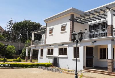 3 Bed House with En Suite in Runda