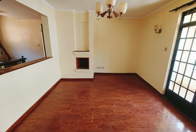 5 Bed House with En Suite in Lavington