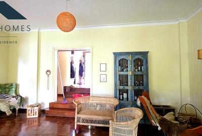 6 Bed Townhouse with En Suite at Lavington