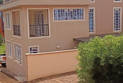 4 Bed Villa with En Suite in Kitisuru