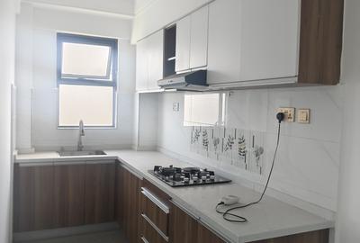 2 Bed Apartment with En Suite in Lavington