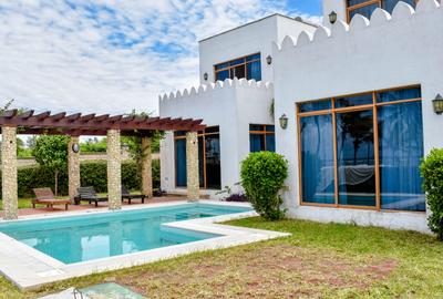 4 Bed Villa with En Suite at Kikambala