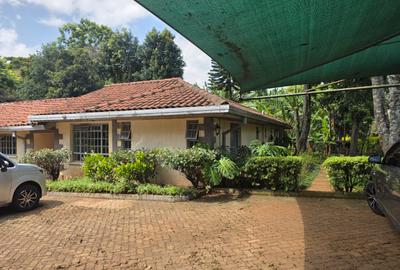 5 Bed House with En Suite in Kyuna - 4