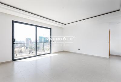 2 Bed Apartment with En Suite in Brookside