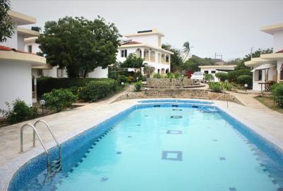 3 Bed Villa with En Suite in Watamu