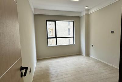 2 Bed Apartment with En Suite in Lavington