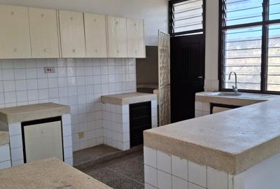 4 Bed Townhouse with En Suite at Nyali