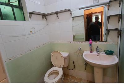 2 Bed House with En Suite at Hill View - 2