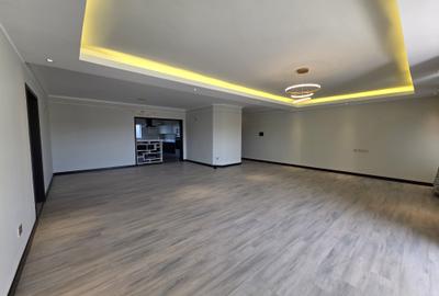 3 Bed Apartment with En Suite in Westlands Area - 3