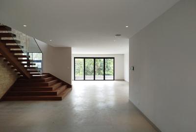 4 Bed House with En Suite in Loresho - 2