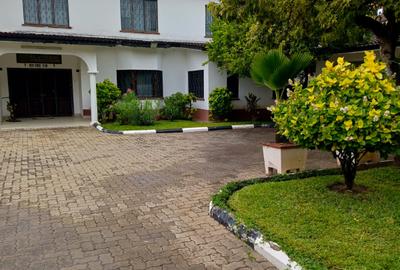 5 Bed House with En Suite at Nyali Mombasa