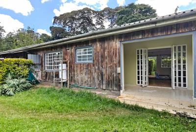 2 Bed House with Garden at Karen
