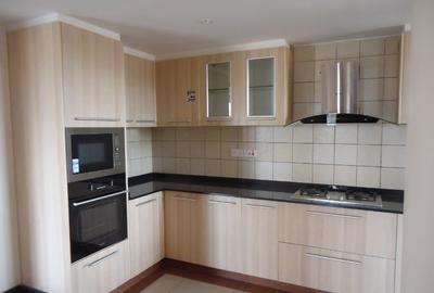 2 Bed Apartment with En Suite in Kileleshwa