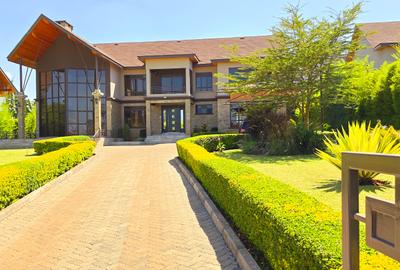 5 Bed Townhouse with En Suite at Panafrican Road - 4