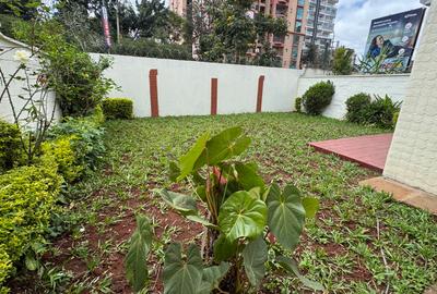 4 Bed Townhouse with En Suite in Kilimani - 4