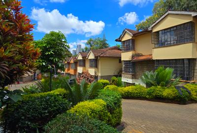 4 Bed Townhouse with En Suite in Kileleshwa - 2