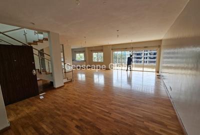 3 Bed Apartment with En Suite in Kileleshwa