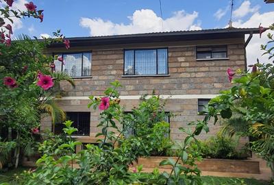 4 Bed House with En Suite at Lavington