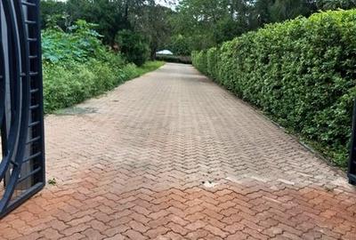 5 Bed House with En Suite in Karen
