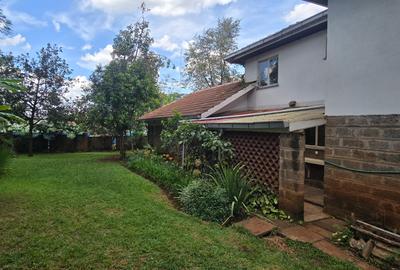 5 Bed Townhouse with En Suite at Lavington Green - 4