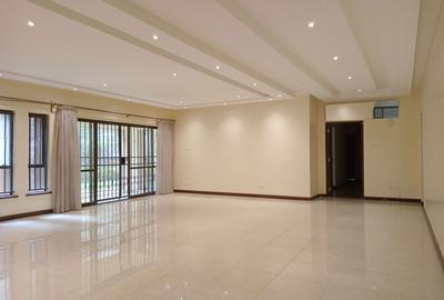 4 Bed Apartment with En Suite in Westlands Area