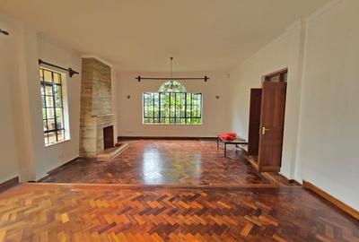 4 Bed Townhouse with En Suite in Kitisuru - 4