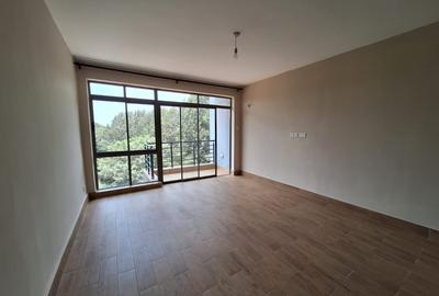 3 Bed Apartment with En Suite at Near Isk