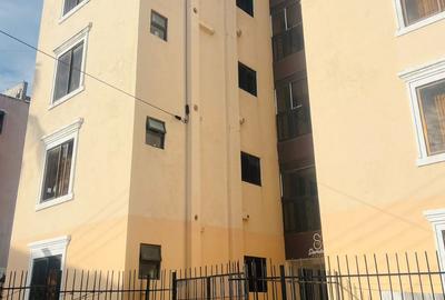 Serviced 1 Bed Apartment with En Suite in Bamburi - 2