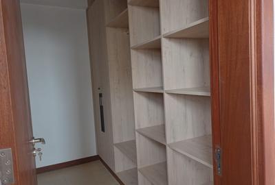 4 Bed Apartment with Gym in Westlands Area