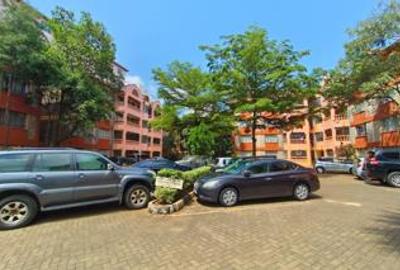 3 Bed Apartment with En Suite at Wood Avenue