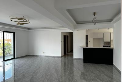 4 Bed Apartment with En Suite at Brookside