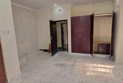 3 Bed House with En Suite in Karen - 4