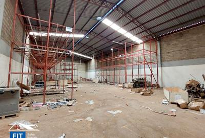 2.5 ac Warehouse with Parking in Embakasi - 2