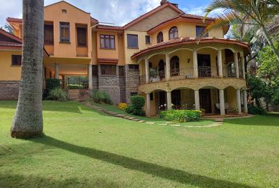 9 Bed House with En Suite at Runda Grove