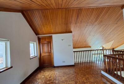 4 Bed Villa with En Suite at Kilimani - 4