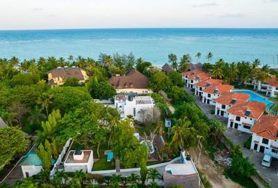 4 Bed House with En Suite in Diani - 3