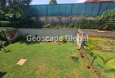 4 Bed Townhouse with En Suite in Rosslyn