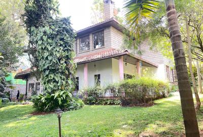 4 Bed Townhouse with En Suite in Spring Valley