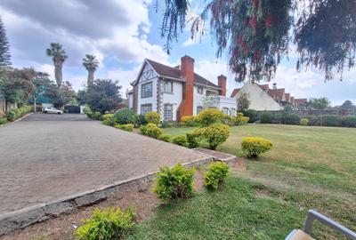 Commercial Property with Service Charge Included at The Heart Of Lavington. - 3