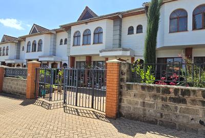 4 Bed Townhouse with En Suite in Westlands Area