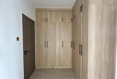 4 Bed Apartment with Gym in Kileleshwa
