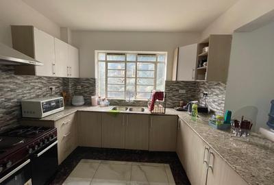 3 Bed Apartment with En Suite at 1St Parklands - 4