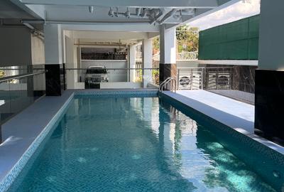 1 Bed Apartment with Swimming Pool in Kilimani - 2