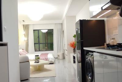 2 Bed Apartment with En Suite at Wood Avenue - 4