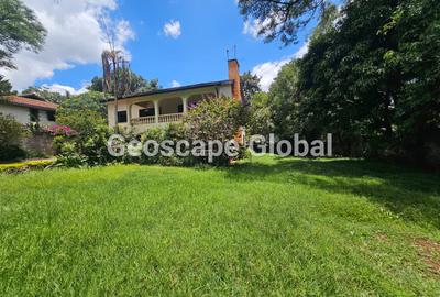 5 Bed House with En Suite in Nyari
