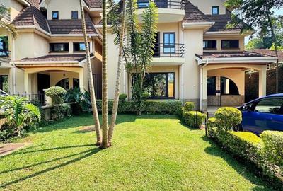 5 Bed Townhouse with En Suite in Lavington