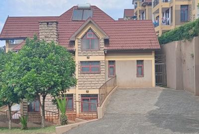 5 Bed Villa with En Suite in Tigoni