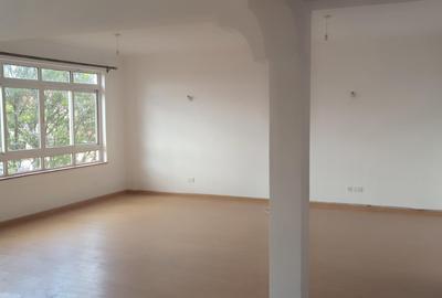 3 Bed Apartment with En Suite in Westlands Area - 3
