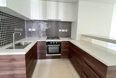 2 Bed Apartment with En Suite in Lavington - 4